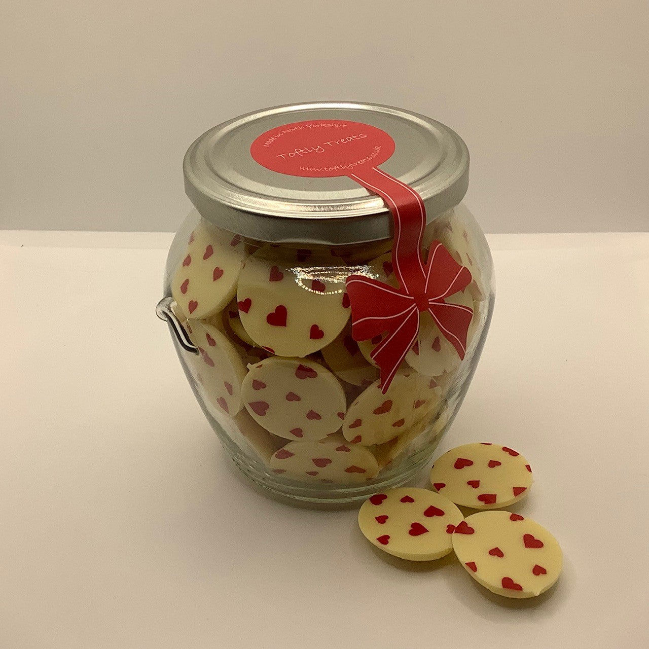 Red Hearts (White chocolate)